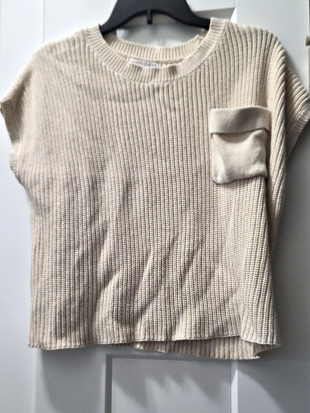 Ribbed Pocket Short Sleeve Top in Beige Like New